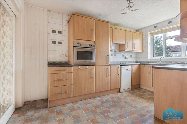 13, Windsor Court, Friern Barnet photo 3