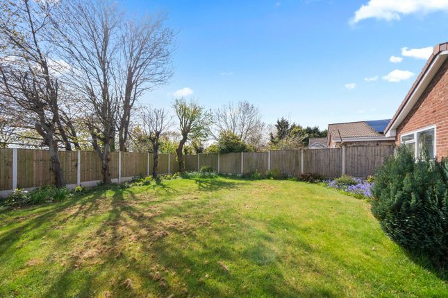 76 Falcondale Road, Warrington photo 4