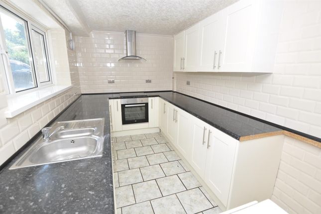 Oakdene, Carmarthen photo 3