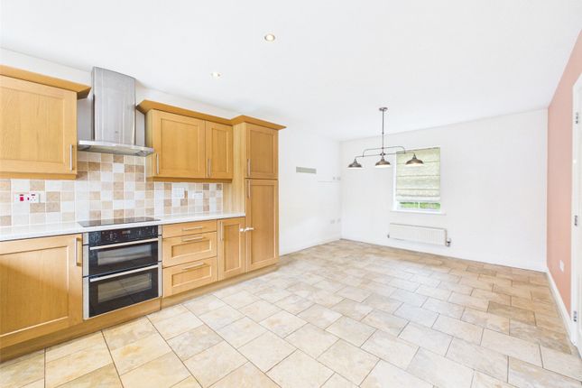21, Long Barton Avenue, Devon photo 2