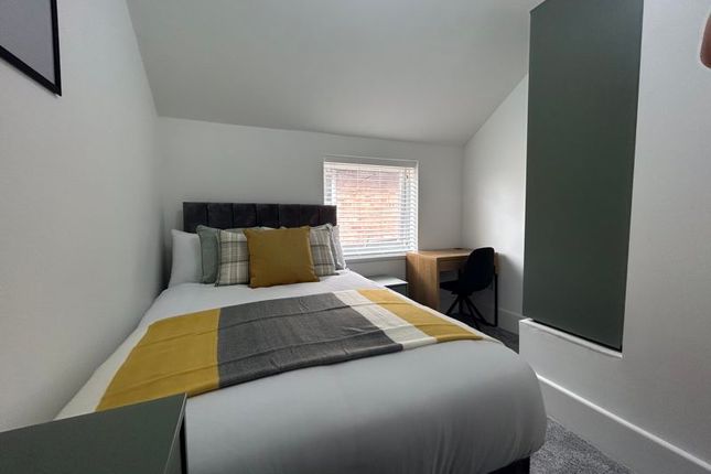 Shared accommodation to rent in Church Avenue, Lenton, Nottingham
