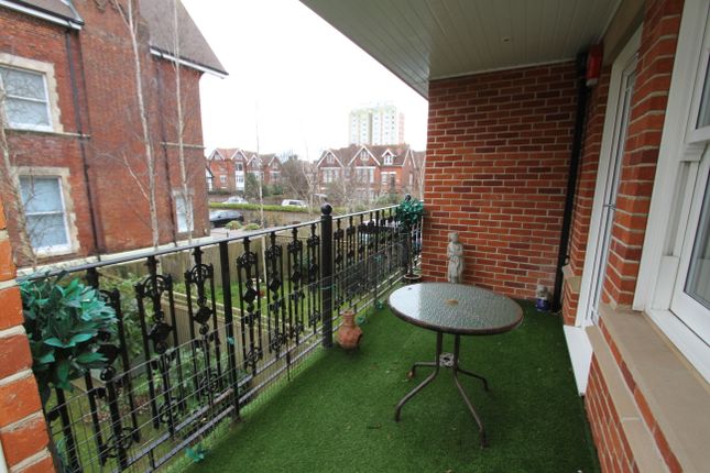 Flat 4, 11, Buxton Road, Eastbourne photo 3