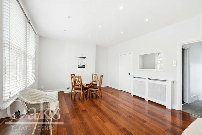 Upper Floor Flat, 17, Clifton Road, London photo 3