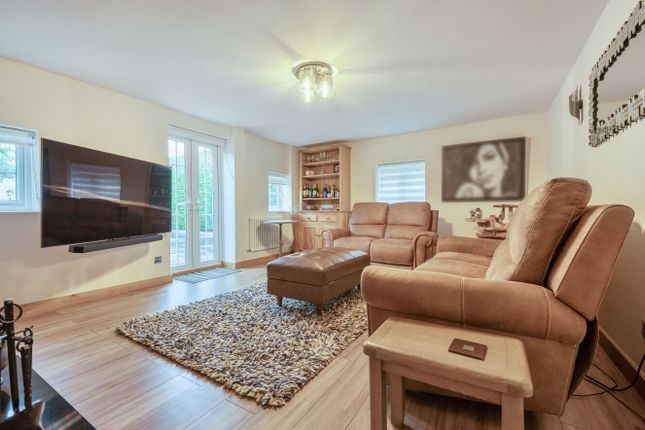 Pond Cottage, The Street, Bury St. Edmunds photo 4