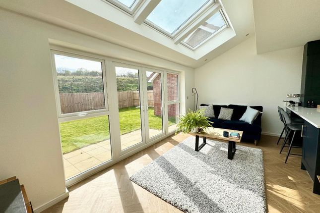 33, Londonderry Close, Billingham photo 3