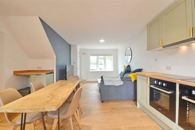 Room 2, 111, Homeleaze Road, Bristol photo 3