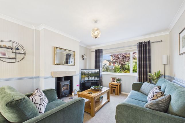 15 Gritstone Road, Matlock photo 2