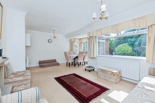 4, Walnut Close, LEICESTER photo 3