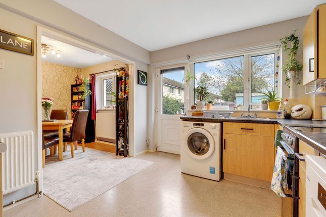 22 Paxton Gardens, Nottingham photo 4