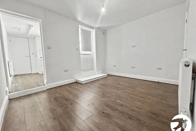 26, Cromwell Terrace, Kent photo 2
