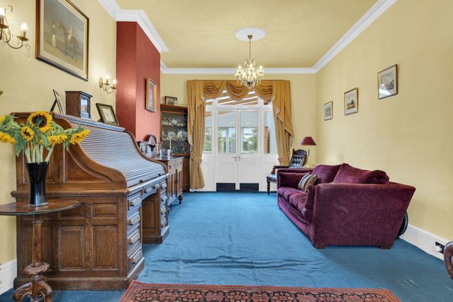 47, Kingsfield Road, Watford photo 4