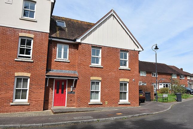 Flat for sale in Veale Drive, Wyvern Park, Exeter