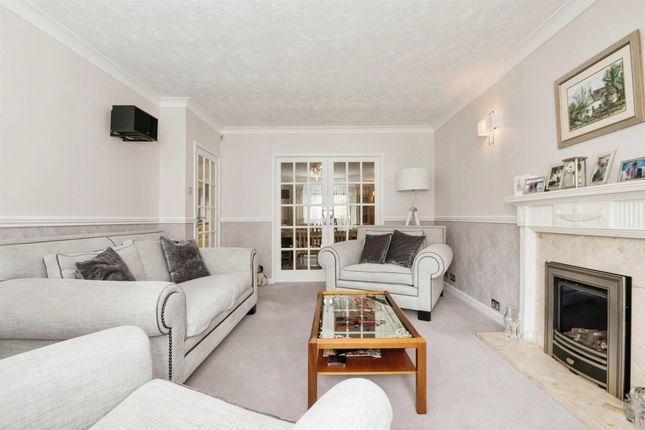 Detached house for sale in Glenfield Avenue, Southampton