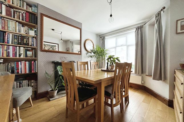 19, Henley Road photo 4