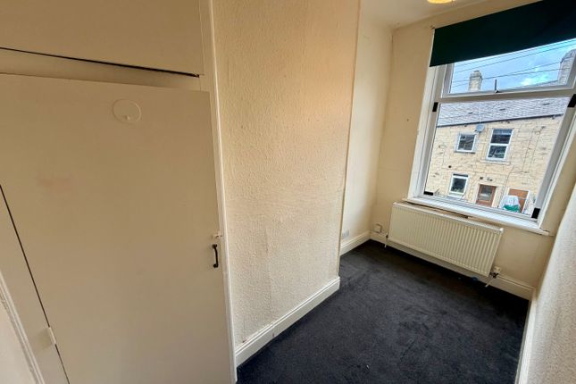 Colne photo 5