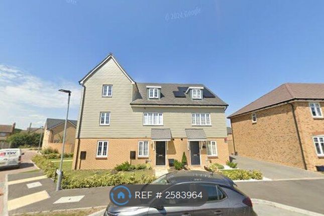 50 Lakeside Drive, Willow Grove