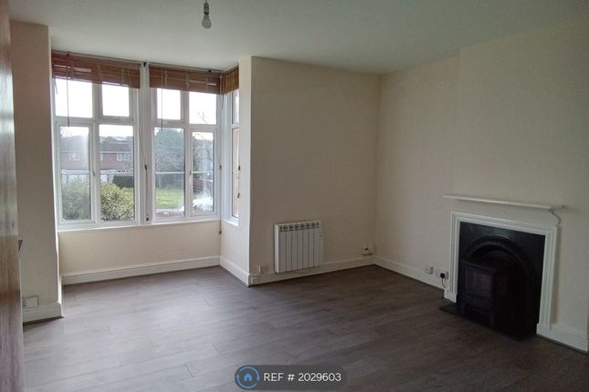 Thumbnail Flat to rent in Frome Road, Trowbridge