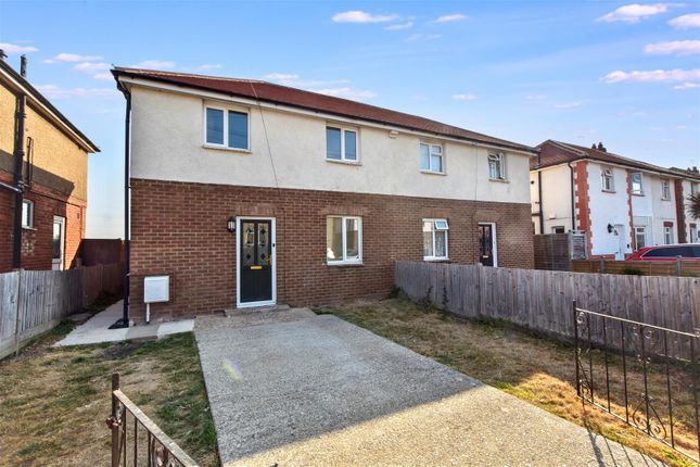 3-bed house on 12, Manor Road, Eastbourne, £1,350/mo