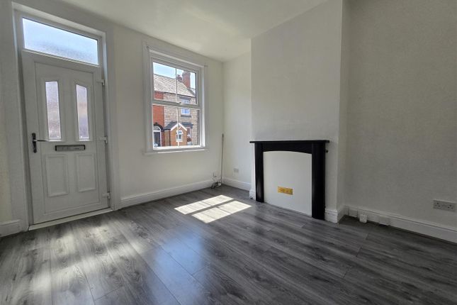 21, Findon Street, Kidderminster photo 2