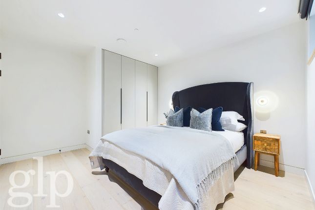 8 Carnaby Lofts, 7 Ganton Street, Greater London photo 2