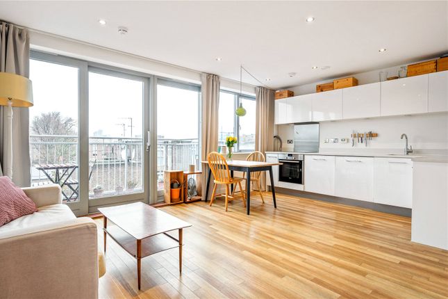 Studio for sale in Claremont Court, 5 Copperfield Mews, London