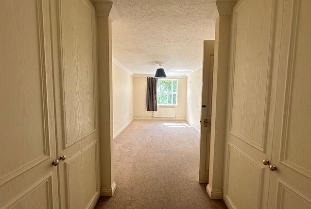 Flat 12, Southampton photo 5