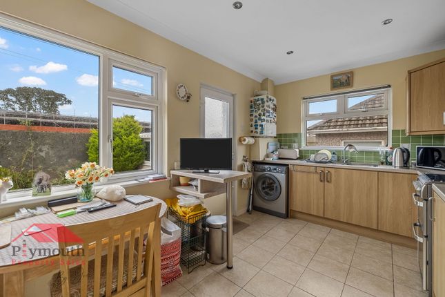 15, Kingswear Crescent, Plymouth photo 3