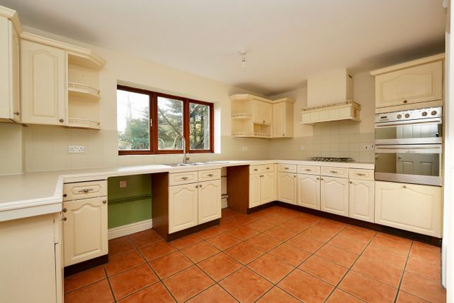 4, Station Road, Kimbolton photo 4