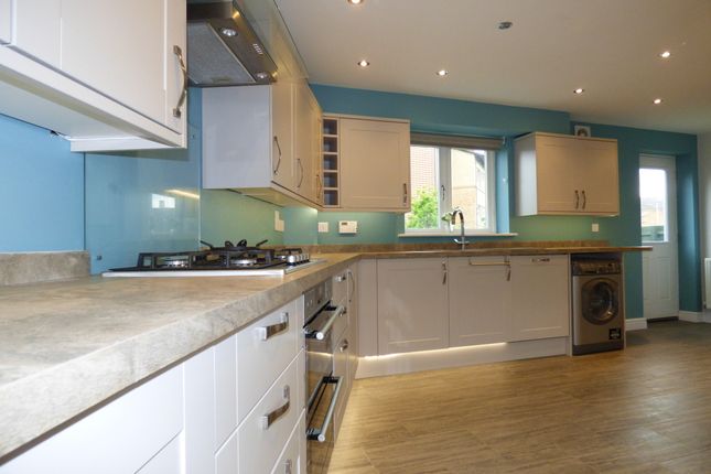47, Milton Keynes photo 2
