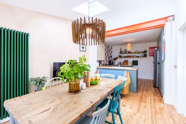 End terrace house for sale in Tantallon Road, Shawlands, Glasgow