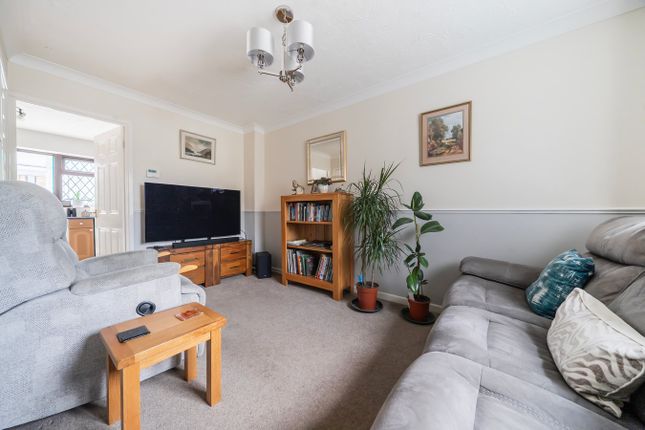 40, Williams Way, Flitwick photo 4
