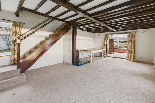Lion House, Low Road, King's Lynn photo 3