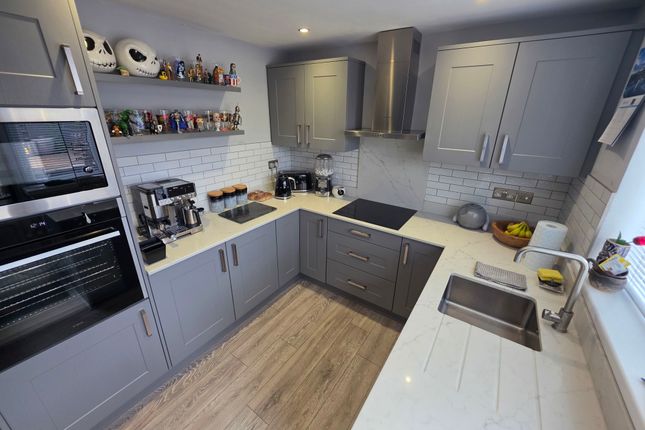 42, Plumtree Avenue, Sunderland photo 3