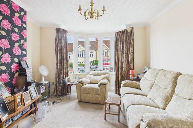 149, Sylvia Avenue, Bristol photo 3