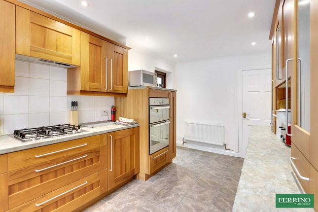 2, Hillview, Lydney photo 4