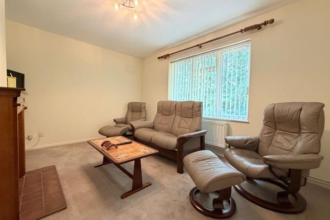 63, Shortlands Road, Cullompton photo 3
