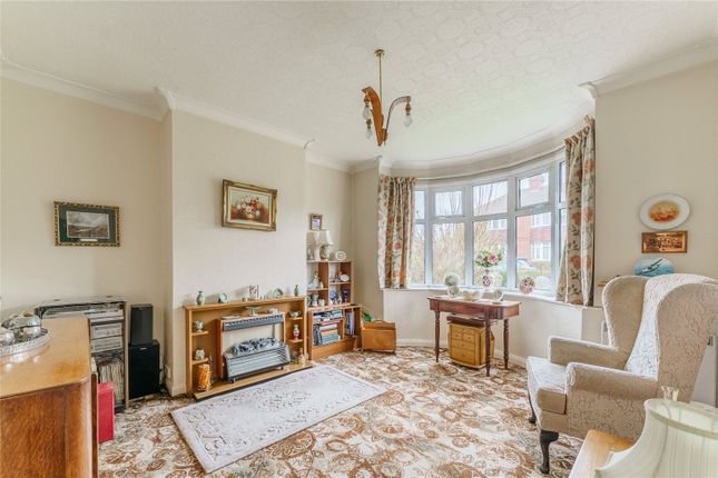 12, Askam Avenue, West Yorkshire photo 2