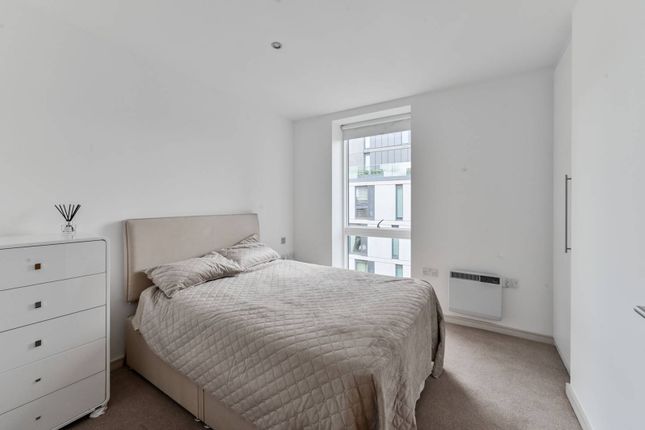 Thumbnail Flat to rent in Provost Street, Old Street, London