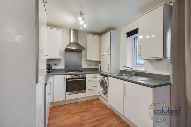 58, Cooper House, Woodside Close, Grays photo 4