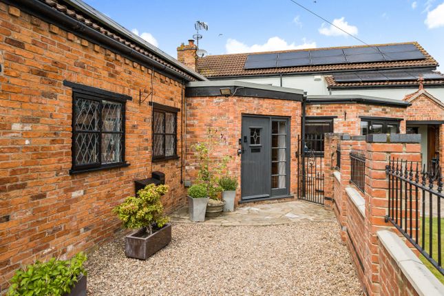 Detached house for sale in The Green, Helpringham, Sleaford, Lincolnshire