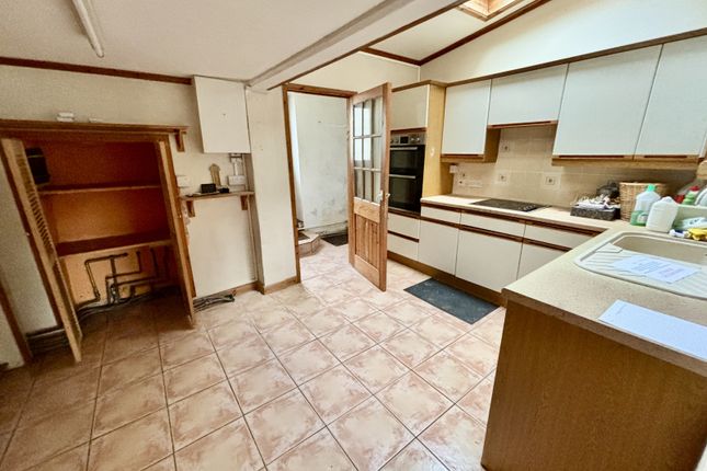 2 St. Michaels Terrace, Penzance photo 3