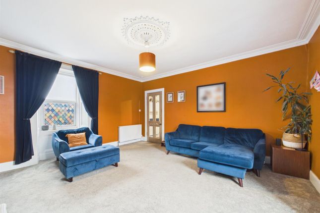 208/2, Neilston Road, Paisley photo 3