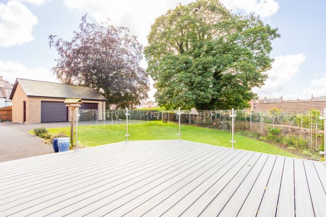 Viewfield, East Morton Street, Thornhill photo 4