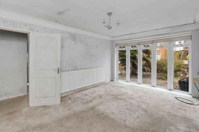 2 Peebles Avenue, St. Helens photo 2