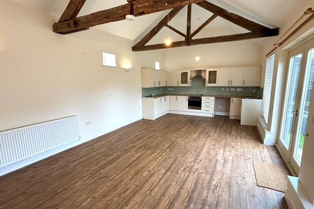Barn conversion to rent in Hele Manor Barns, Hele, Taunton