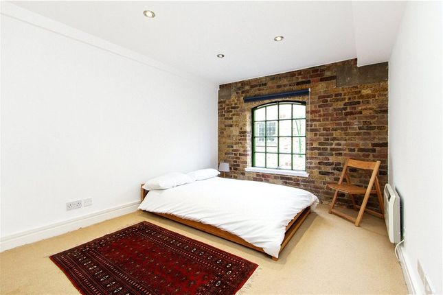 Flat for sale in Maidstone Buildings Mews, London