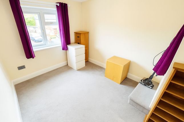 136 Charfield Road, Bristol photo 4