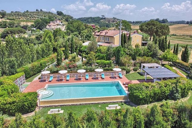 Thumbnail Villa for sale in Palaia, Tuscany, 56036, Italy