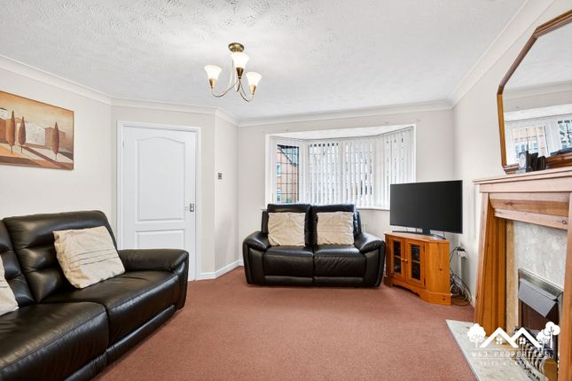 10, Martholme Close, Blackburn photo 4