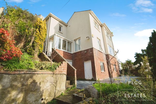 9a Thurlow Road, Torquay photo 2